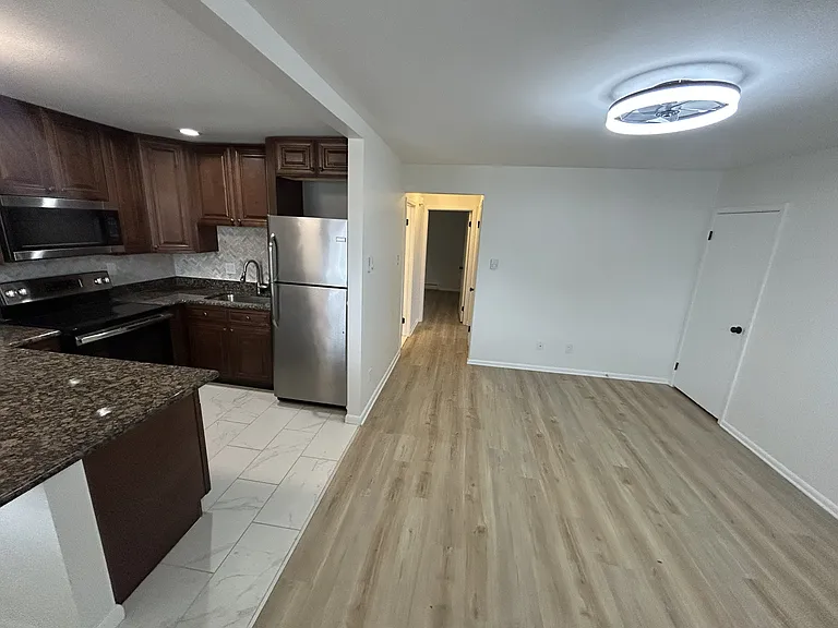 3200 W Brigantine Ave #3 — Photo 3