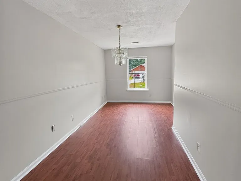 12 E Beaver Ln — Photo 10