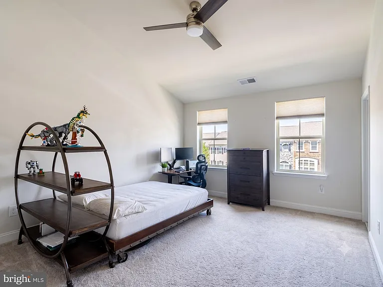12116 Grey Squirrel St — Photo 16