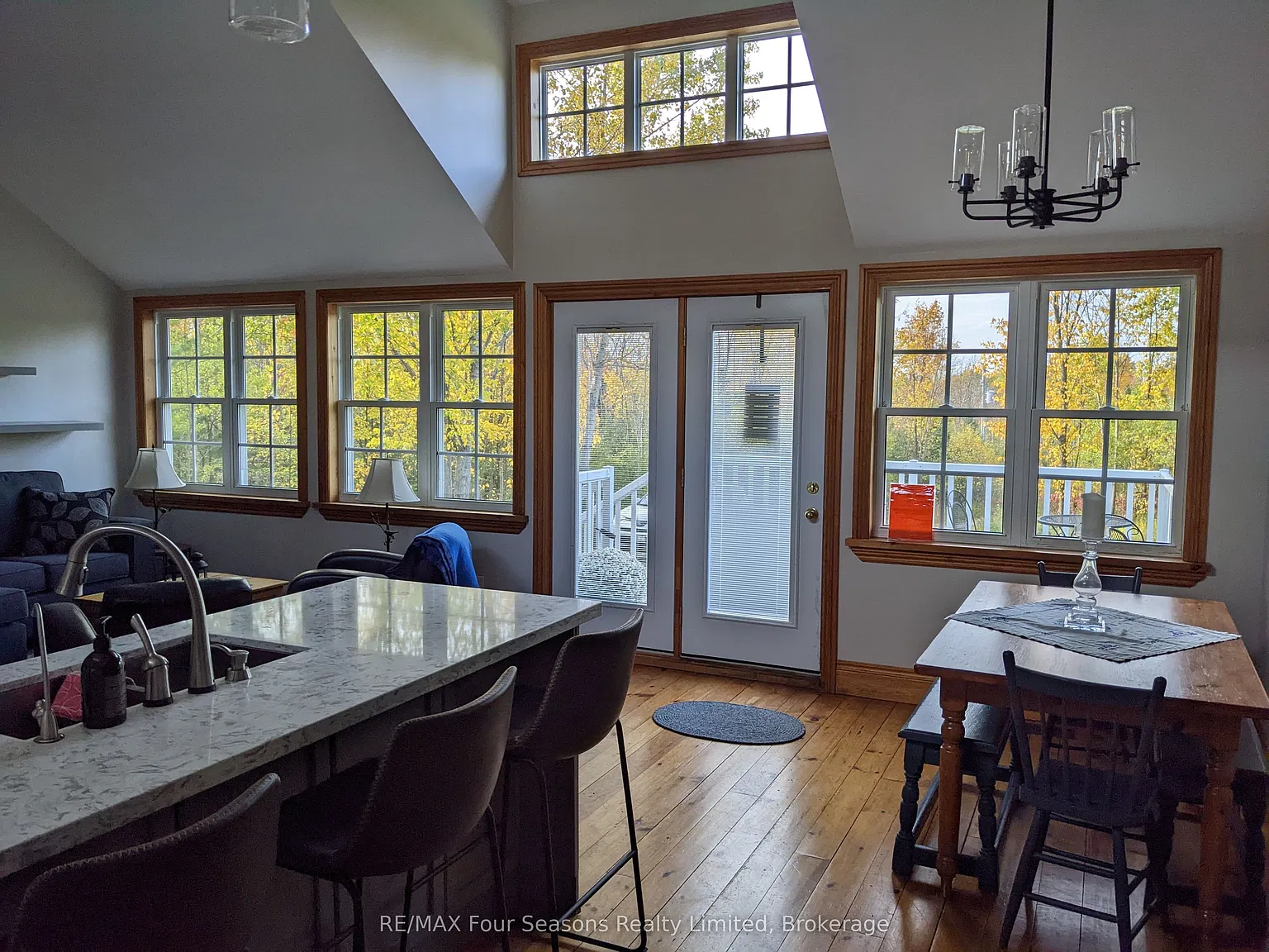 3 bed, $2,900 — Photo 3