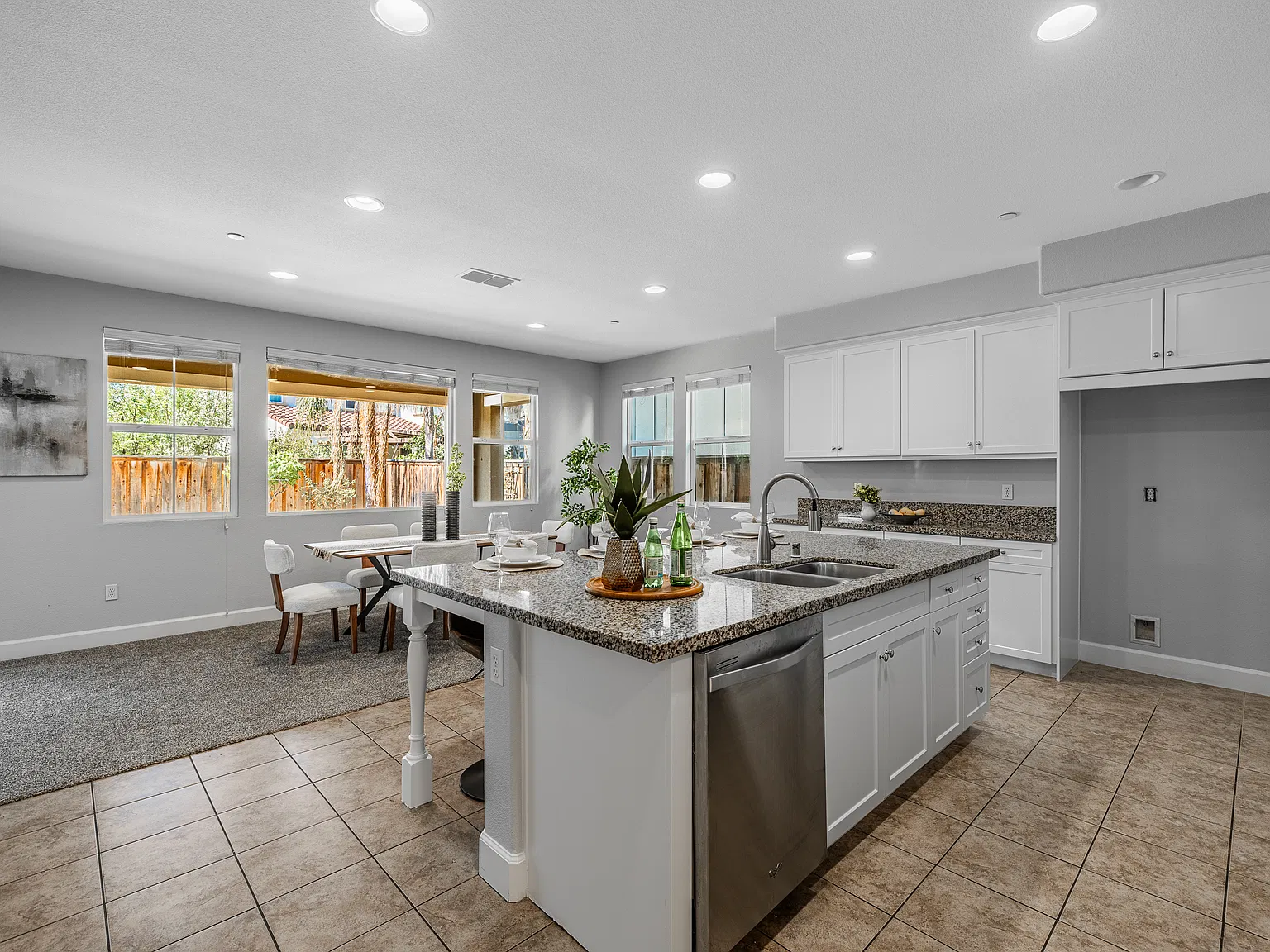 4 bed, 3092 sqft, $3,600 — Photo 4