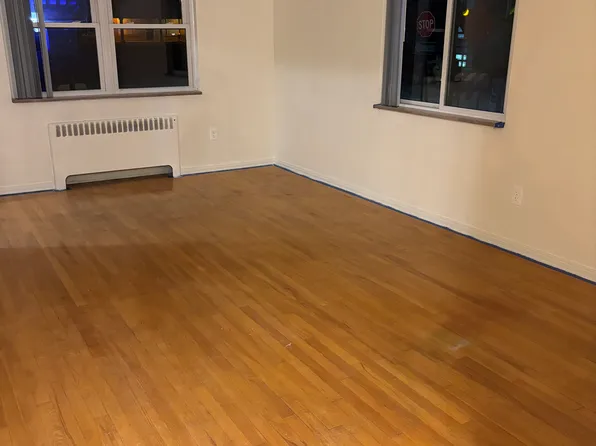 525 Station St #2, Bridgeville, PA 15017