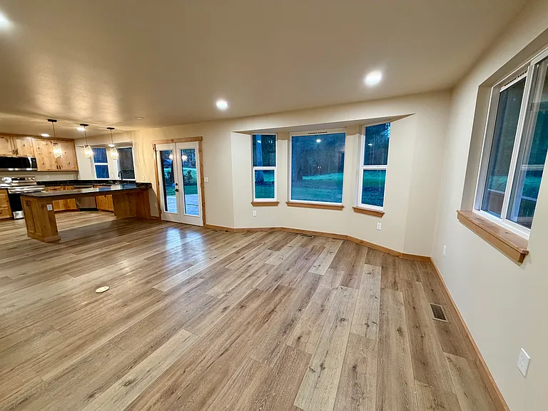 Pioneer Dr — Photo 6