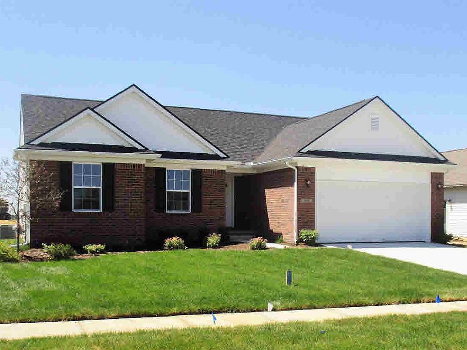 1st image of 846 Blue Bird Ln