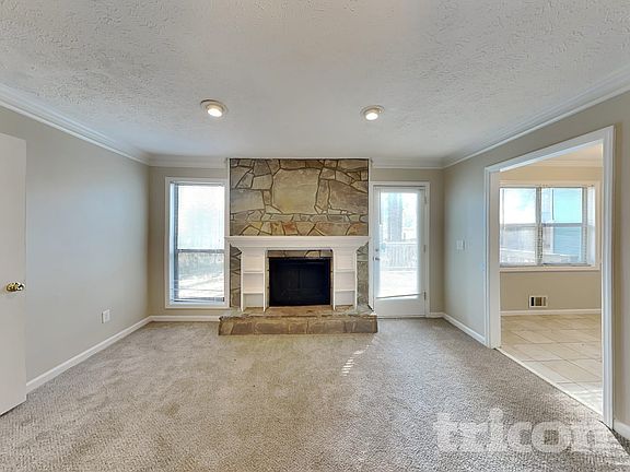 3rd image of 5040 Sumit Wood Dr NW