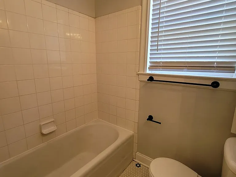 703 W French Pl — Photo 17