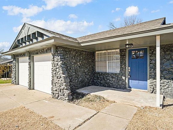 3rd image of 9309 NE Sherwell Dr