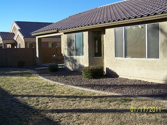 3rd image of 2479 E Sequoia Dr