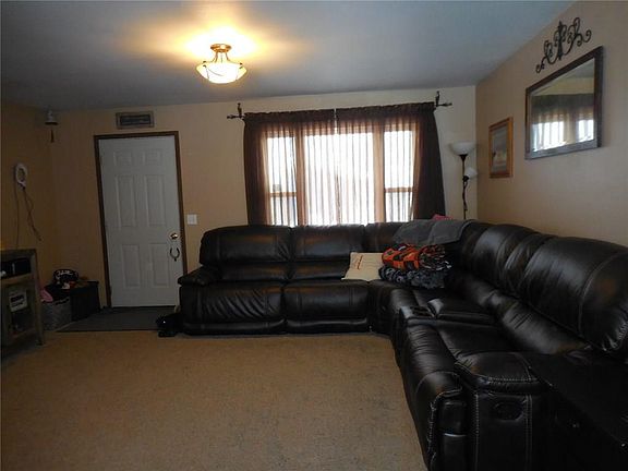 5th image of 3390 Canyon Dr Unit E6