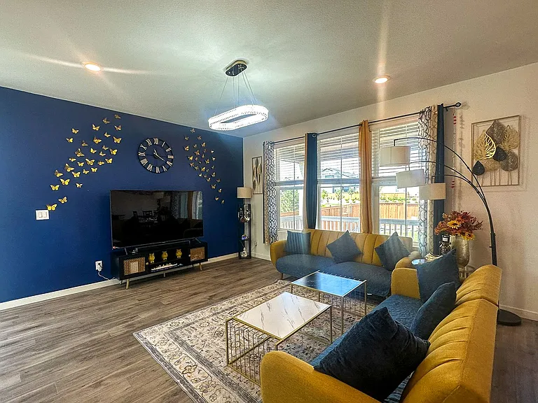 9037 Borrowdale Ln — Photo 14