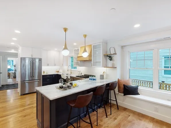 2 Morrison Ave #A, Somerville, MA 02144
