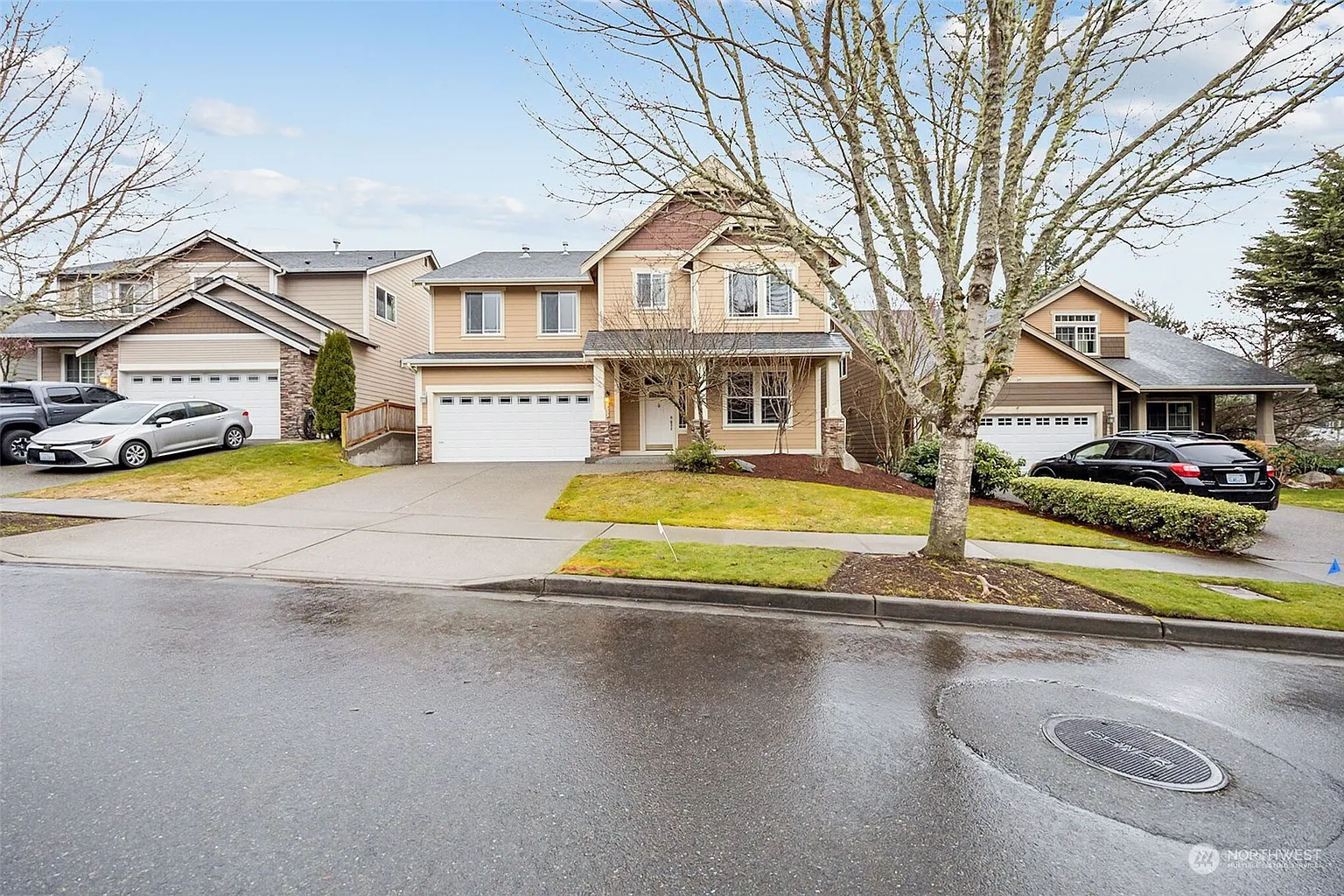 8533 28th Way SE photo 1