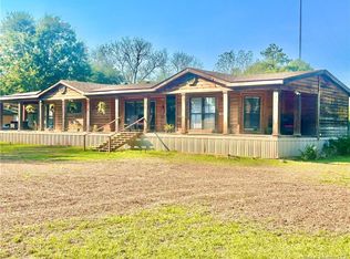 6870 Memorial Dr, Leesville, LA 71446