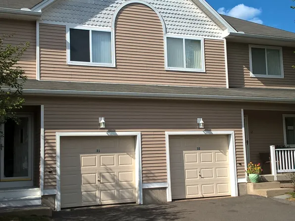 28 Florence Way, Farmington, CT 06032