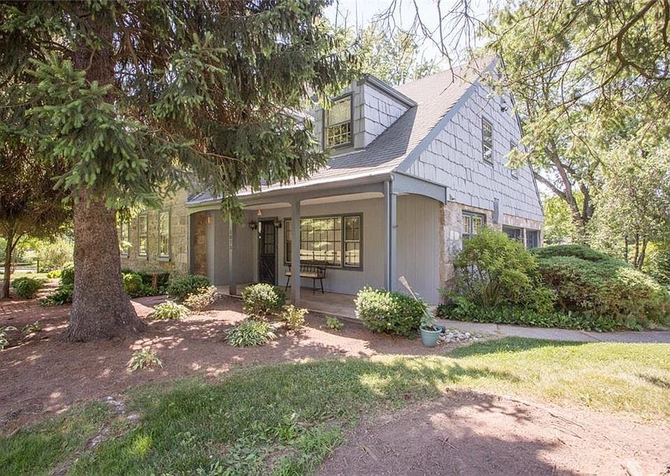 1075 W Macada Rd, Bethlehem, PA 18017 Zillow