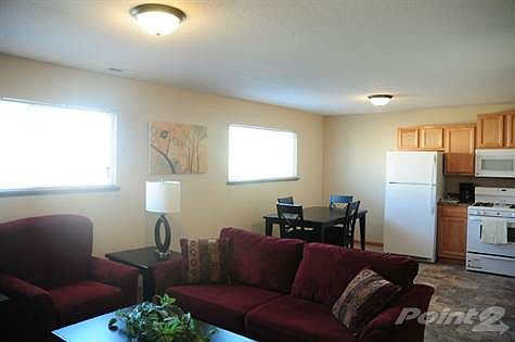 1015 Living-Dining