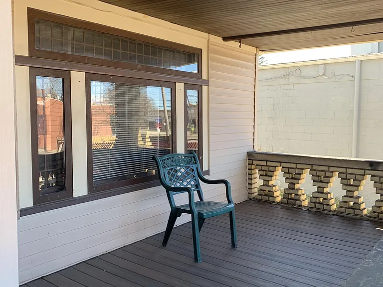 15009 Tudor Ave — Photo 2