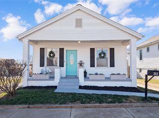 242 W Ripa Ave, Saint Louis, MO 63125