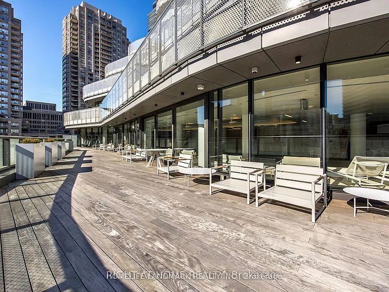 11 Wellesley St W #1207 — Photo 10
