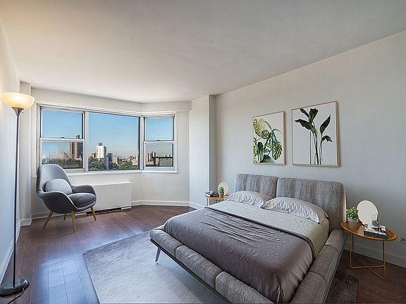 2nd image of 85-15 Main St Unit Penthouse H
