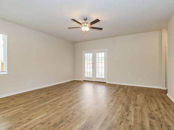 5th image of 15571 Caramel Springs Dr