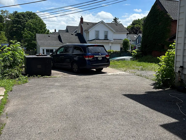 742 South Ave — Photo 15