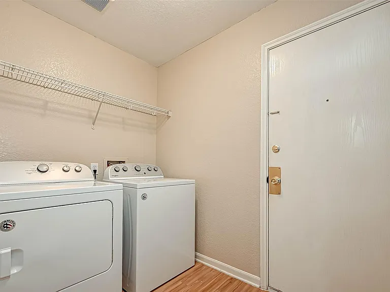 22138 Orchard Dale Dr — Photo 11