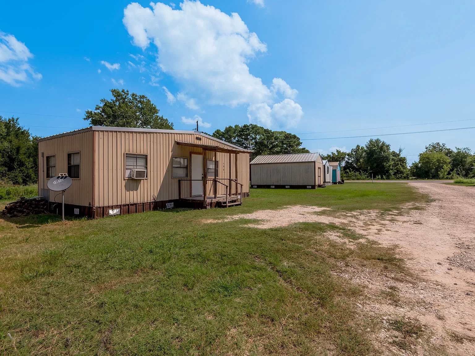Tatom Multi-Family - 136 Johnnie — Photo 4
