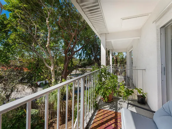 300 Ocean Dr APT 27, Key Largo, FL 33037