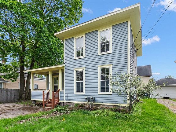 4th image of 926 Osborne St
