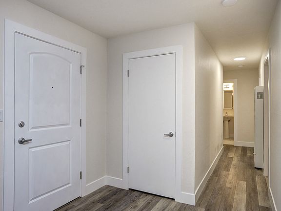 3rd image of 1710 S Grant St APT 1