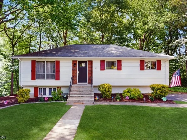 17 Sunset Dr, Randolph Twp., NJ 07869