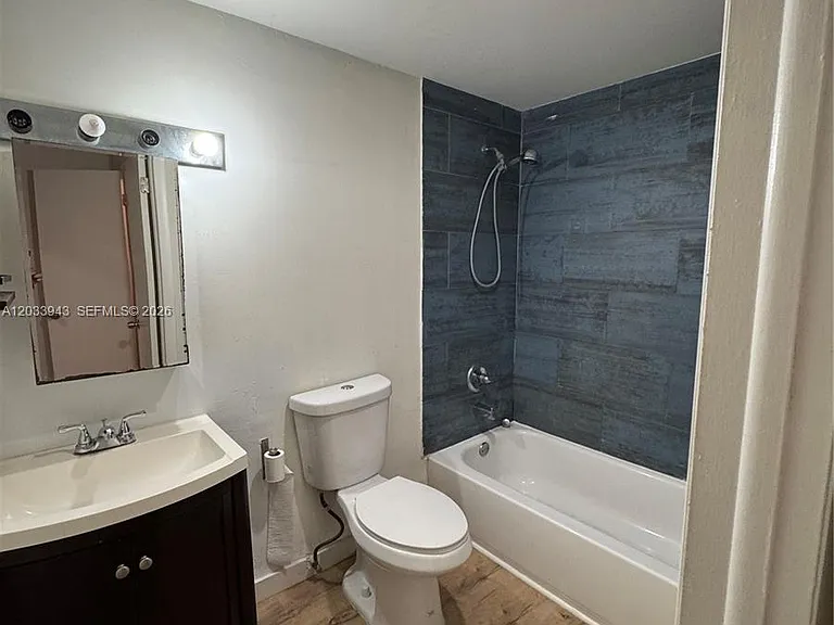 645 NE 121st St #304 — Photo 11