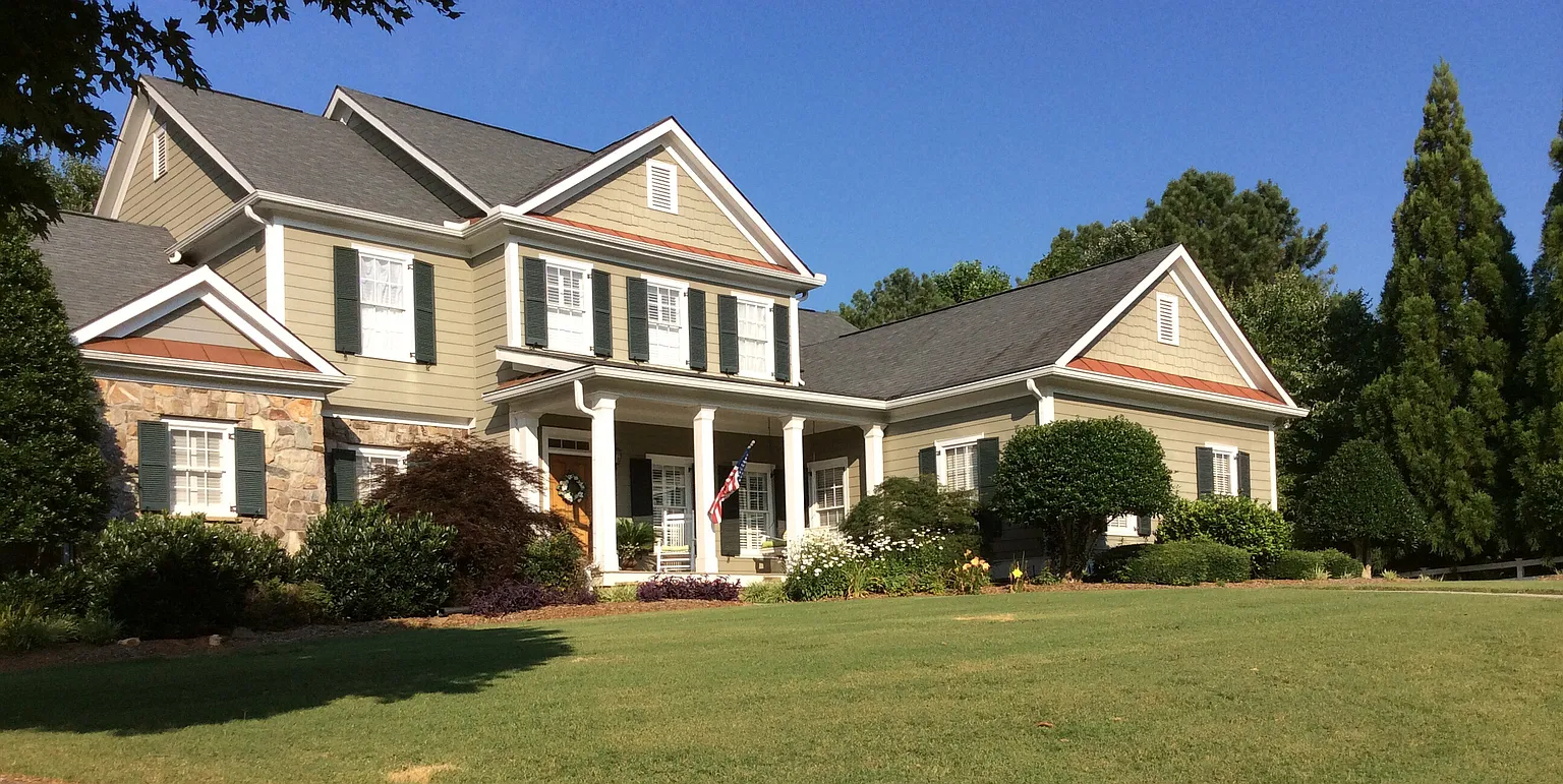 203 Brooke Pl photo 1