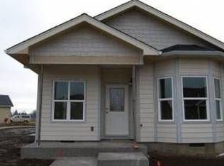 1098 Rustler Peak St, Central Pt, OR 97502