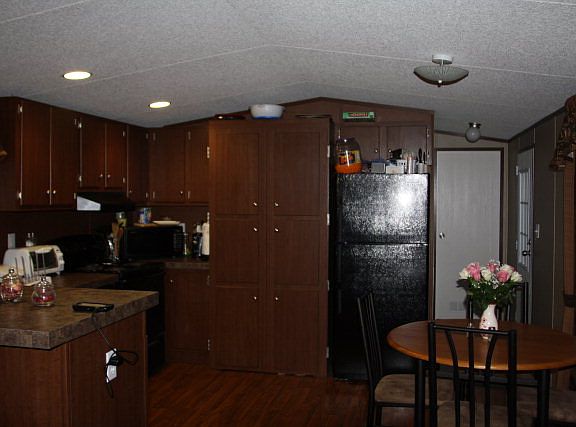 3rd image of 473 Barlow Hill Rd