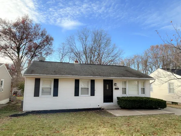 8580 North Ave, Saint Louis, MO 63114