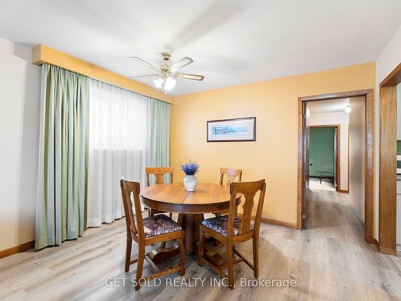 5th image of 22 Almayo Cres