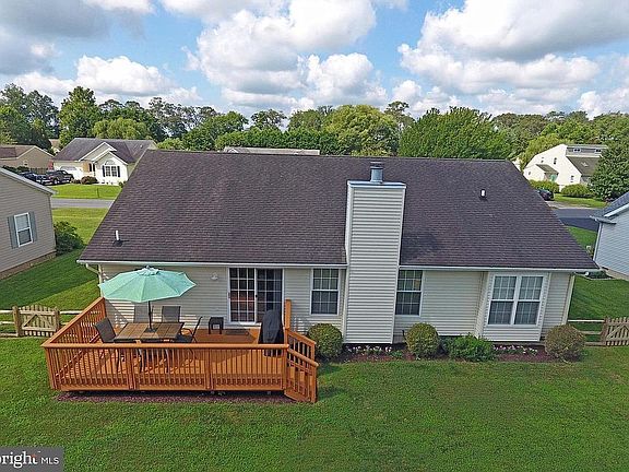 2nd image of 13 Vassar Dr
