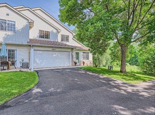 6821 Benton Cir #19, Inver Grove Heights, MN 55076