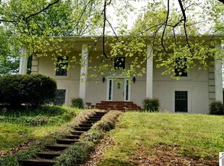 107 Enix Dr, Murray, KY 42071