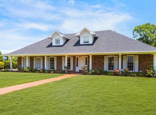 506 N Gin St, Erath, LA 70533