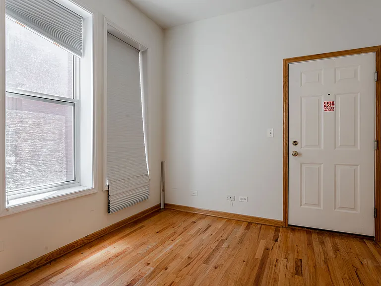 1444 N Leavitt St #2 — Photo 7
