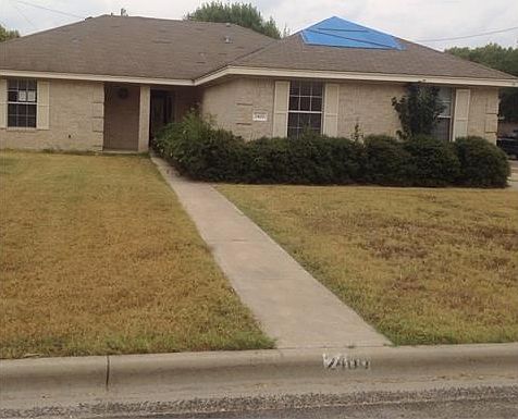 1st image of 2400 Northlawn Dr