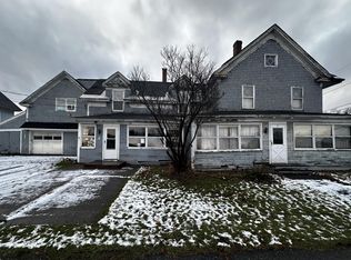 4 3rd St, Presque Isle, ME 04769