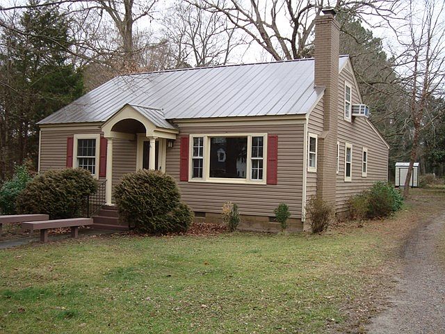 1st image of 320 Mosby Ave
