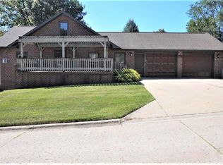 1325 N West St, Carroll, IA 51401