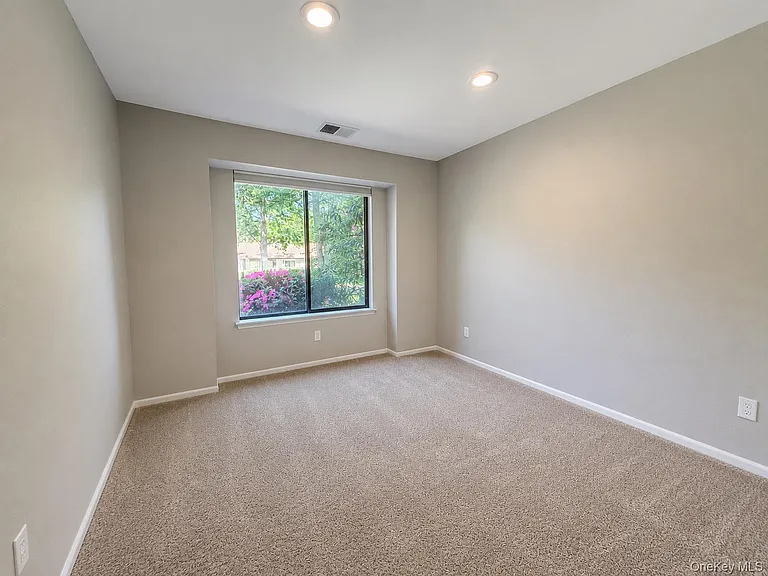 201 Birchwood Rd #201 — Photo 18