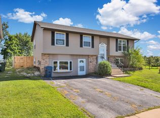 7704 W Frankfort Square Rd, Frankfort, IL 60423