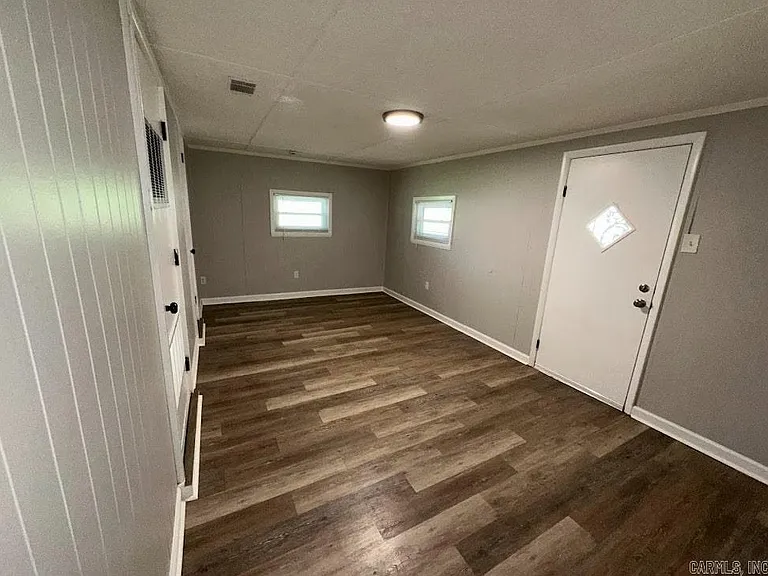 7409 Skylark Dr — Photo 5
